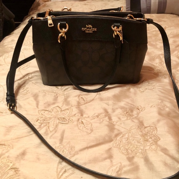 Coach Purse - Picture 2 of 7